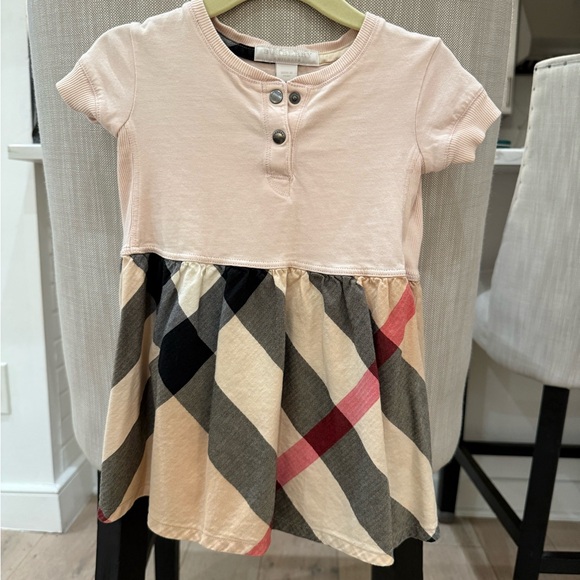 Burberry Pink Short Sleeve Tee - Picture 1 of 8